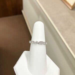 Natural Diamond White Gold Women's Diamond Wedding Ring